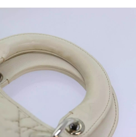 CHRISTIAN DIOR Lady Dior Cannage Cream/White Leather Hand Bag! - Picture 8 of 16